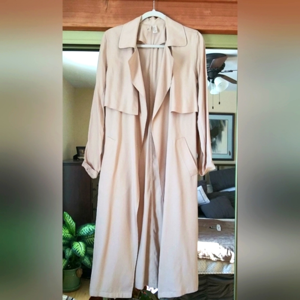 Forever 21 double breasted belted trench  coat.Size S.Used.
